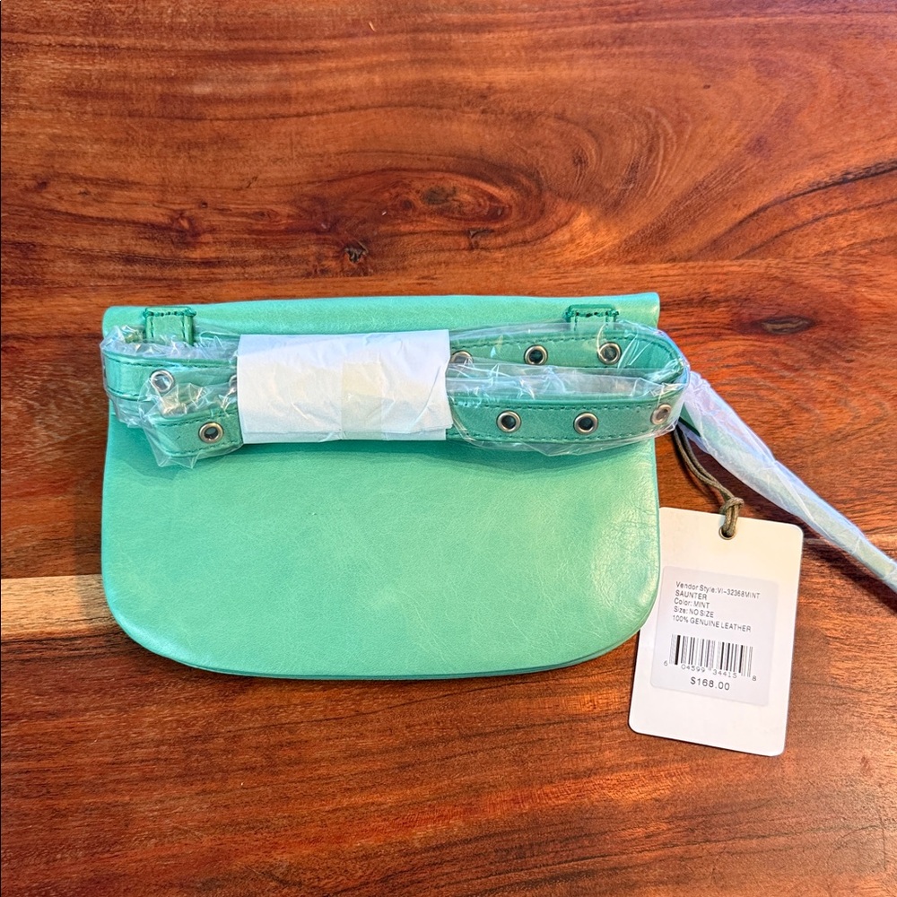 HOBO Mint Leather Saunter Belt Bag - Picture 2 of 7